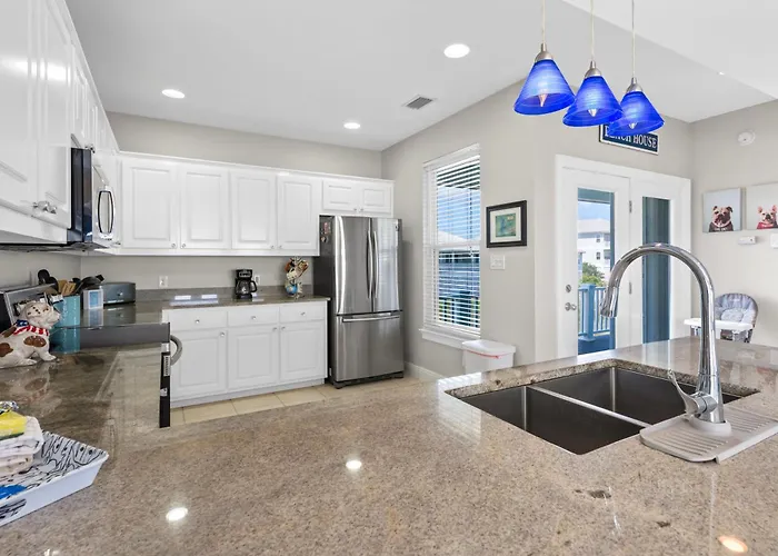 Dog Friendly House 200ft From The