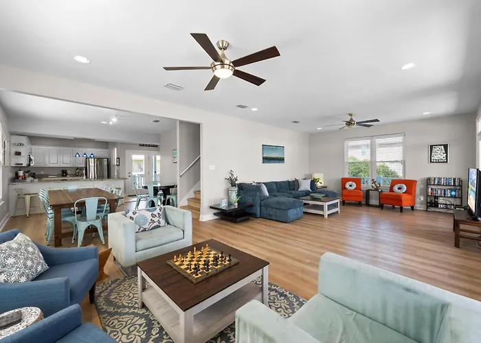 Dog Friendly House 200ft From The